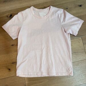 Faherty Sunwashed Crewneck Tee in Pale Pink